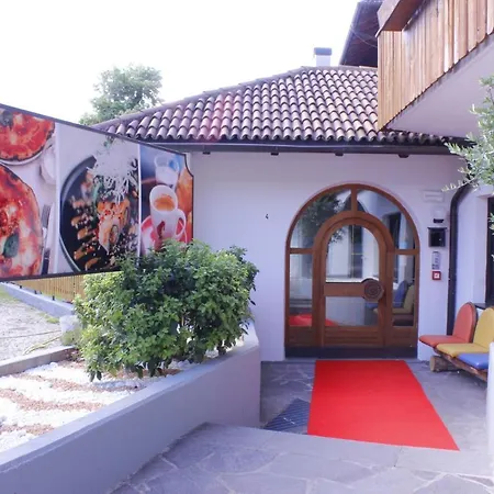 Zur Muehle Hotel